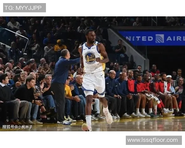 科尔盛赞库明加成长显著称其更加成熟并以球队需求为核心 科尔盛赞库明加成长显著称其更加成熟并以球队需求为核心